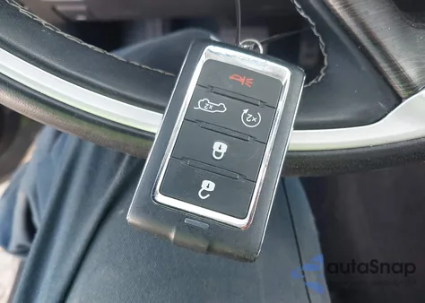 2021 Jeep Grand Cherokee L Limited 4X2 из США, поврежденный, VIN 1C4RJJBG4M8211665